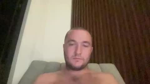 Snapshot of bennybuck97 chatting on 25, 9, 2025 bennybuck97 online show from 25, 9, 2025