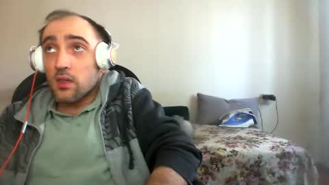 bentish online show from 1, 1, 2025