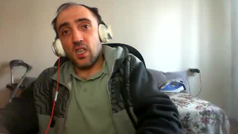 bentish online show from 1, 1, 2025