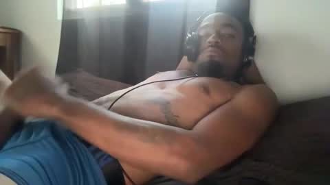 Snapshot of bentley_pov chatting on 23, 4, 2026 bentley_pov online show from 23, 4, 2026