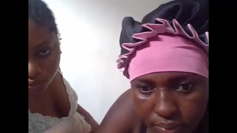 Snapshot of berbiexcunt chatting on 20, 11, 2025 berbiexcunt online show from 20, 11, 2025