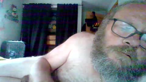 Snapshot of bergeeric1970 chatting on 31, 5, 2026 bergeeric1970 online show from 31, 5, 2026