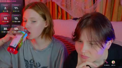 Snapshot of berry_assortment chatting on 27, 10, 2025 Your sweet Tara and Eva online show from 27, 10, 2025