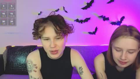 Snapshot of berry_assortment chatting on 20, 11, 2025 Your sweet Tara and Eva online show from 20, 11, 2025