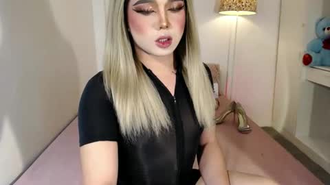 bestgirljulia online show from 25, 10, 2025