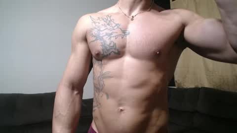 Snapshot of bestmuscle chatting on 17, 4, 2026 bestmuscle online show from 17, 4, 2026