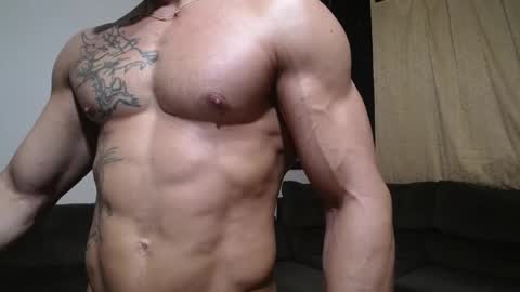 Snapshot of bestmuscle chatting on 8, 5, 2026 bestmuscle online show from 8, 5, 2026