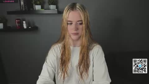Snapshot of betany_fokss chatting on 25, 6, 2026 Bella Schedule GMT2 Mon Tue Wed Thu Fri Sat Sun 8 am from 2pm online show from 25, 6, 2026