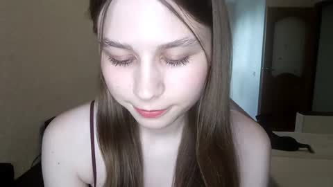 Snapshot of bethkallberg chatting on 26, 6, 2026 Leila online show from 26, 6, 2026