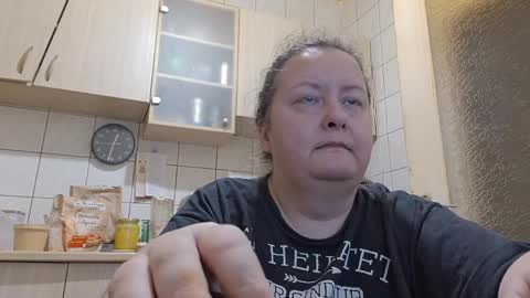 bethnorth online show from 5, 4, 2026