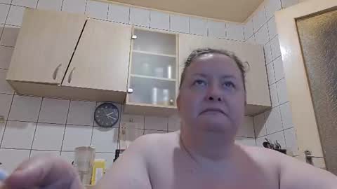 Snapshot of bethnorth chatting on 14, 6, 2026 bethnorth online show from 14, 6, 2026