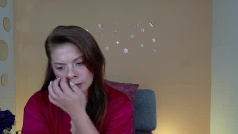 Snapshot of betsy_anub chatting on 30, 5, 2026 LINDA online show from 30, 5, 2026