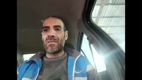 Snapshot of betterthanurfinger chatting on 18, 12, 2025 Cock arabic Authentic online show from 18, 12, 2025