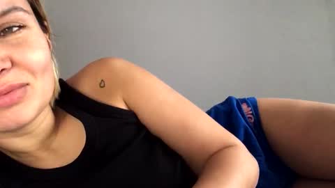 betty199175798 online show from 14, 10, 2025