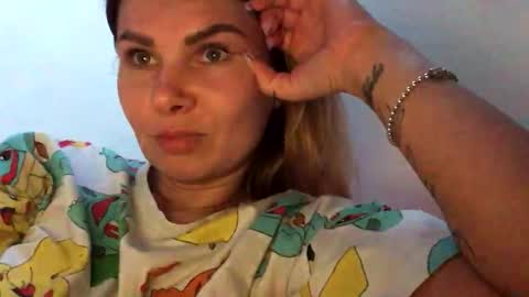 betty199175798 online show from 23, 10, 2025