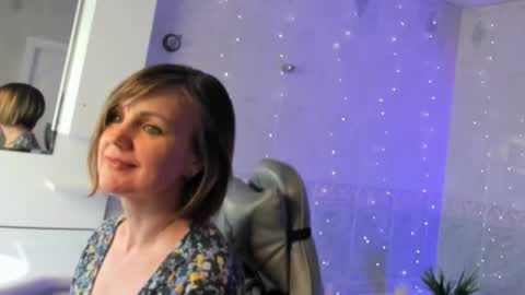 Snapshot of bettygibsonn chatting on 26, 3, 2026 Betty online show from 26, 3, 2026