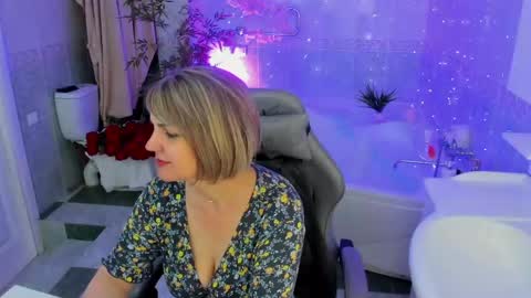 Snapshot of bettygibsonn chatting on 16, 4, 2026 Betty online show from 16, 4, 2026