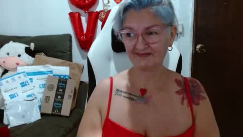 Snapshot of bety_cum3 chatting on 14, 2, 2026 bibiana online show from 14, 2, 2026