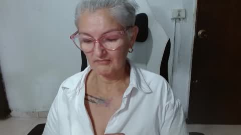 Snapshot of bety_cum3 chatting on 23, 2, 2026 bibiana online show from 23, 2, 2026