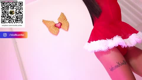 Nicolle Aviles online show from 14, 12, 2024