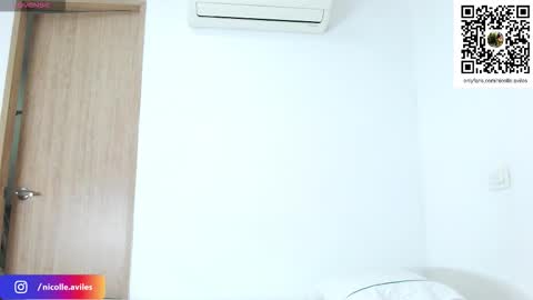 Nicolle Aviles online show from 8, 11, 2025