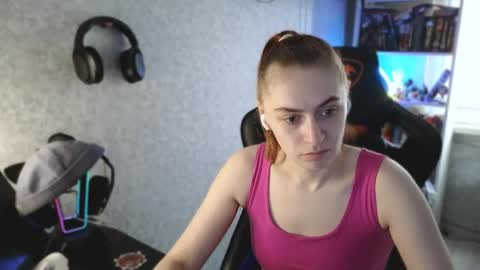 Snapshot of beverly_yay chatting on 29, 4, 2026 beverly_yay online show from 29, 4, 2026