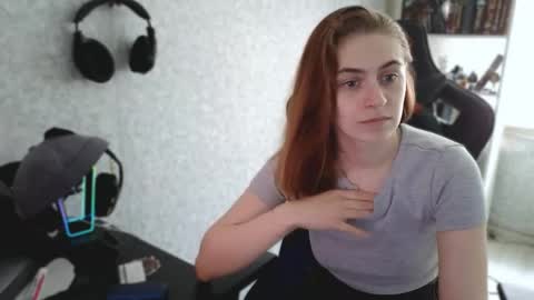 Snapshot of beverly_yay chatting on 1, 5, 2026 beverly_yay online show from 1, 5, 2026