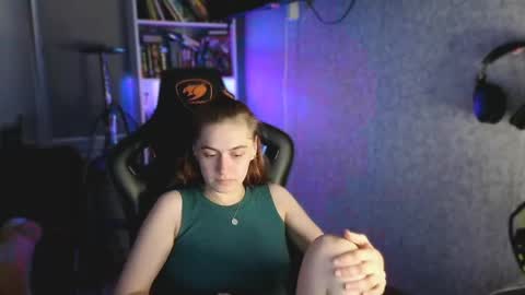 Snapshot of beverly_yay chatting on 11, 5, 2026 beverly_yay online show from 11, 5, 2026