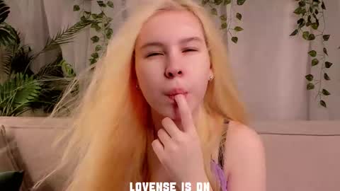 Eliz online show from 14, 11, 2025