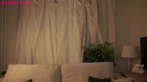 Eliz online show from 7, 2, 2026