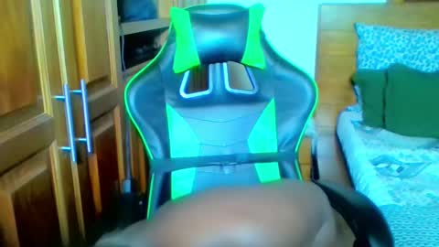 Snapshot of bianca_ebony chatting on 2, 12, 2024 bianca ebony online show from 2, 12, 2024