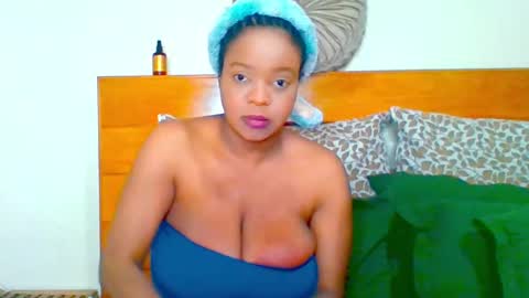 Snapshot of bianca_ebony chatting on 1, 3, 2025 bianca ebony online show from 1, 3, 2025