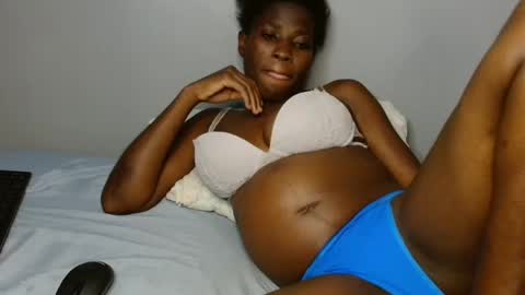 Snapshot of bianca_lue chatting on 26, 6, 2026 bianca baby online show from 26, 6, 2026