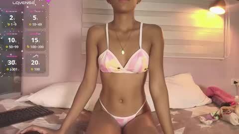 biancaa__18 online show from 16, 10, 2025