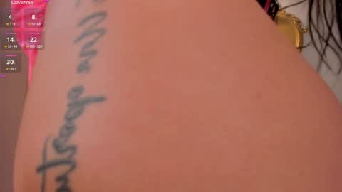 Snapshot of biancapierce_ chatting on 11, 1, 2025 Bianca Pierce online show from 11, 1, 2025