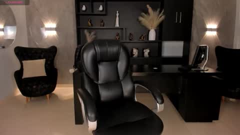 Snapshot of biancapierce_ chatting on 10, 9, 2025 Bianca Pierce online show from 10, 9, 2025