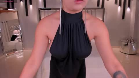 Bianca Pierce online show from 24, 11, 2025