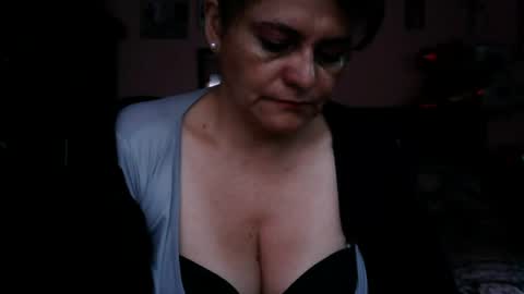 Snapshot of biancasteel chatting on 15, 5, 2026 biancasteel online show from 15, 5, 2026