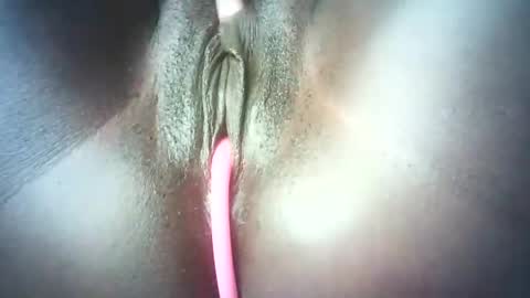 pretty online show from 5, 3, 2025