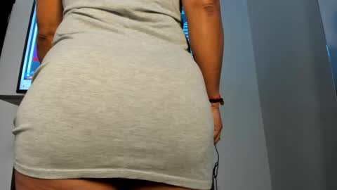 Snapshot of bibiana_js_ chatting on 4, 2, 2026 bibiana_js_ online show from 4, 2, 2026