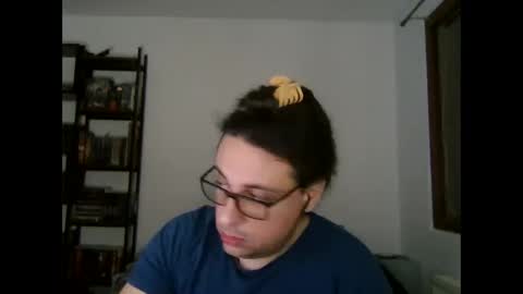 BiCuriousGuy online show from 5, 2, 2025