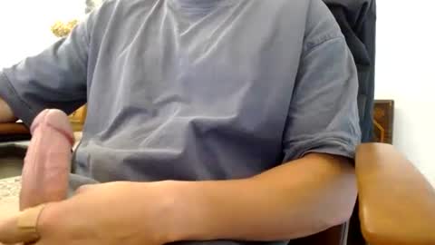 Snapshot of bifitboy chatting on 25, 9, 2025 Ryan online show from 25, 9, 2025