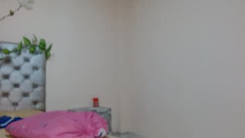 Stiven Leon online show from 23, 1, 2025