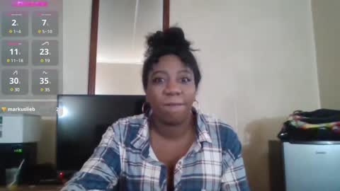 Snapshot of bigboobs_bouncin chatting on 16, 12, 2024 Ashley online show from 16, 12, 2024