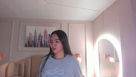   online show from 30, 1, 2025