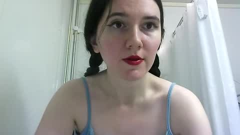 Isabella online show from 8, 10, 2025