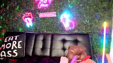 Snapshot of bigbuttsarena chatting on 15, 12, 2024 bigbuttsarena online show from 15, 12, 2024
