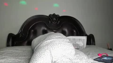 Snapshot of bigbuttsarena chatting on 2, 10, 2025 bigbuttsarena online show from 2, 10, 2025