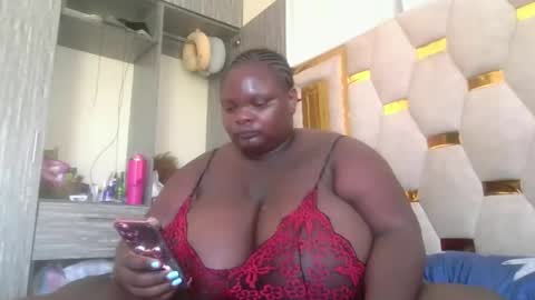 Snapshot of bigchocotities chatting on 3, 11, 2025 bigchocotities online show from 3, 11, 2025