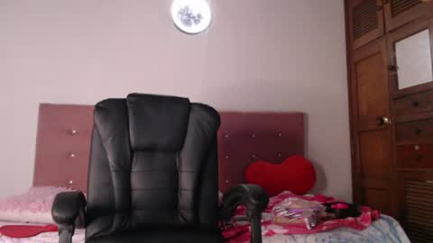 bigclit_isa online show from 16, 3, 2026